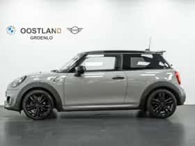 MINI Hatchback (2021) thumbnail 5