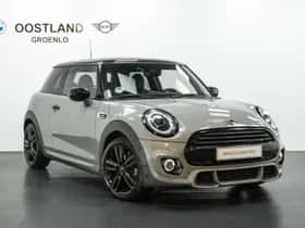 MINI Hatchback (2021) thumbnail 6