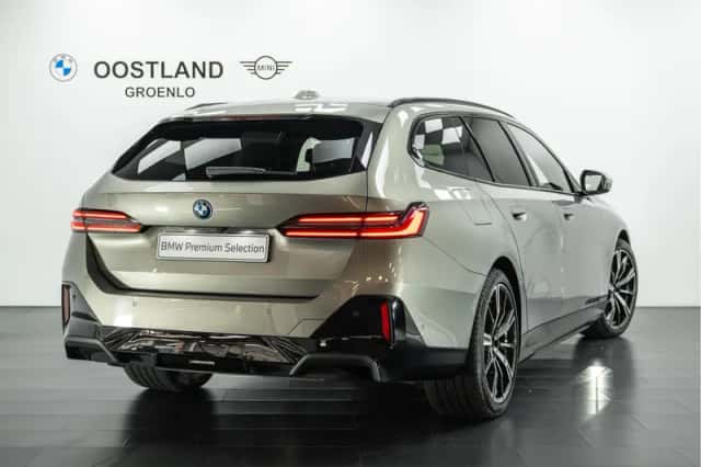 BMW 5-Serie (2025) thumbnail 3