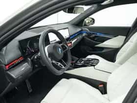 BMW 5-Serie (2025) thumbnail 31