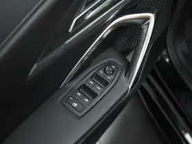 BMW iX2 (2025) thumbnail 15