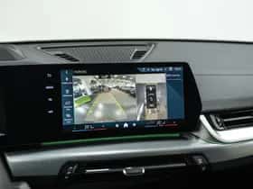 BMW iX2 (2025) thumbnail 24