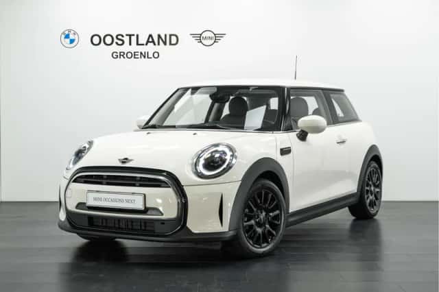 MINI Hatchback (2021) thumbnail 1