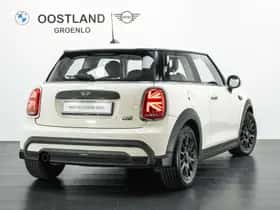 MINI Hatchback (2021) thumbnail 3