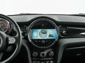 MINI Hatchback (2021) thumbnail 21