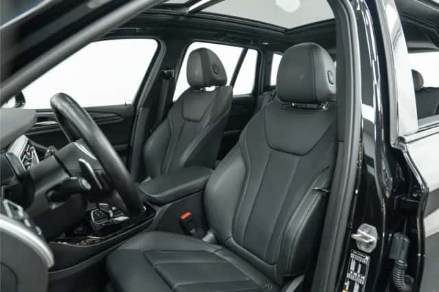 BMW X3 (2022) thumbnail 4