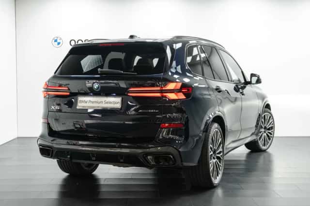 BMW X5 (2025) thumbnail 5