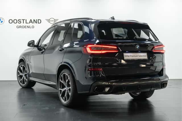 BMW X5 (2023) thumbnail 4