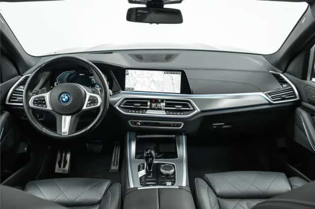BMW X5 (2023) thumbnail 5