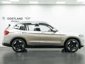 BMW iX3 (2021) thumbnail 2