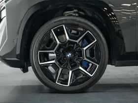 BMW XM (2025) thumbnail 16