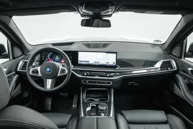 BMW X5 (2025) thumbnail 5