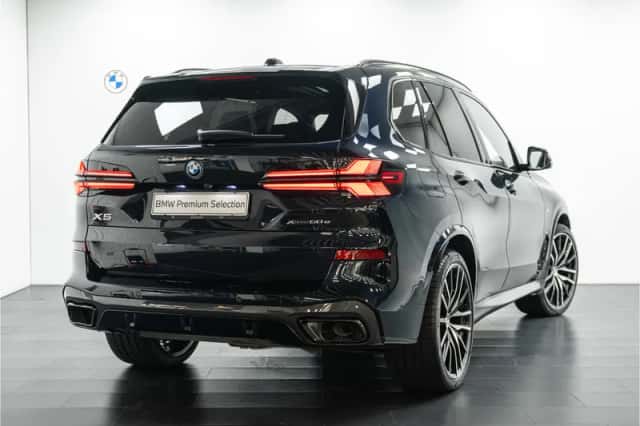 BMW X5 (2026) thumbnail 2