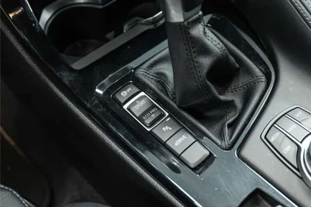 BMW X1 (2022) thumbnail 6