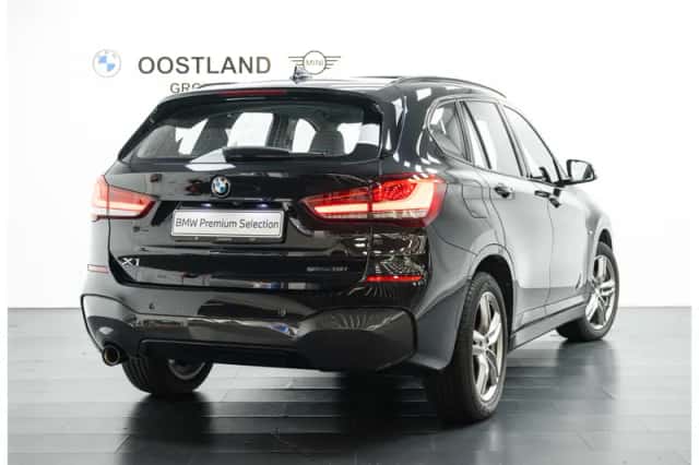 BMW X1 (2022) thumbnail 3