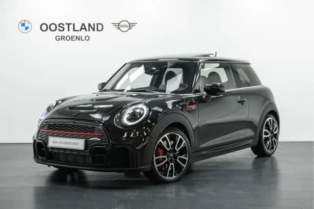 MINI John Cooper Works (2023) thumbnail 1
