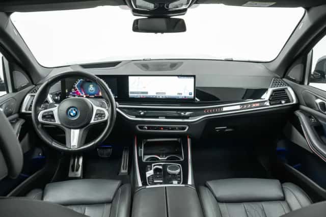BMW X5 (2023) thumbnail 3