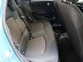 MINI Hatchback (2019) thumbnail 19