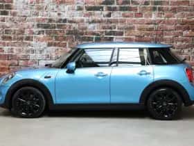 MINI Hatchback (2019) thumbnail 3
