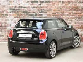 MINI Hatchback (2016) thumbnail 4