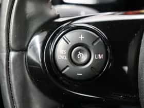 MINI Hatchback (2016) thumbnail 35