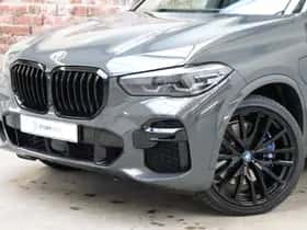 BMW X5 (2023) thumbnail 2