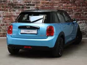 MINI Hatchback (2017) thumbnail 4