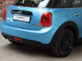 MINI Hatchback (2017) thumbnail 5