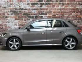 Audi A1 (2016) thumbnail 3
