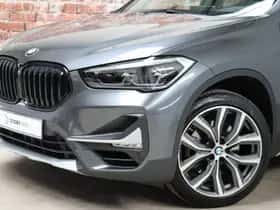 BMW X1 (2021) thumbnail 2