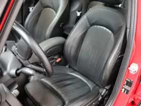 MINI Hatchback (2016) thumbnail 17