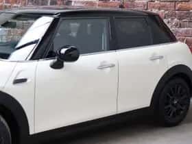 MINI Hatchback (2016) thumbnail 8