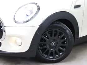 MINI Hatchback (2016) thumbnail 9