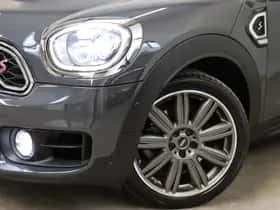 MINI Countryman (2017) thumbnail 9