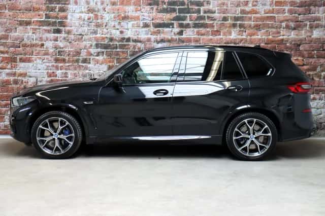 BMW X5 (2021) thumbnail 3