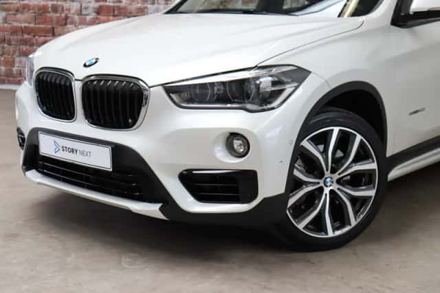 BMW X1 (2017) thumbnail 2