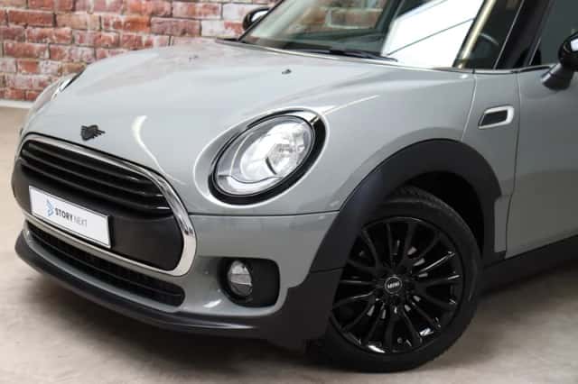 MINI Clubman (2018) thumbnail 2