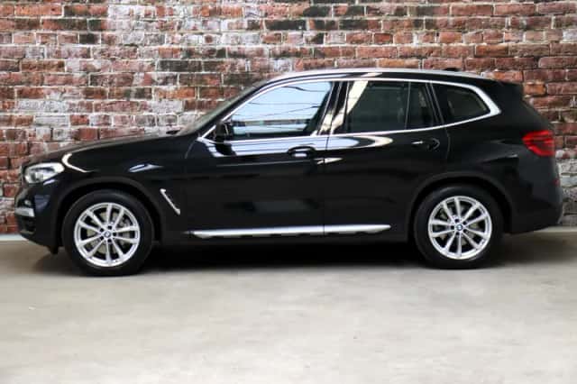 BMW X3 (2019) thumbnail 3