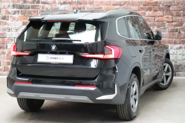 BMW X1 (2023) thumbnail 4