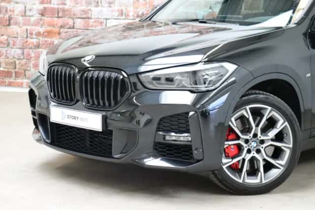 BMW X1 (2022) thumbnail 2