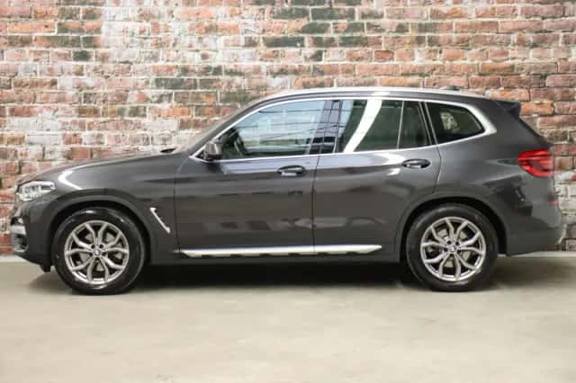 BMW X3 (2018) thumbnail 3