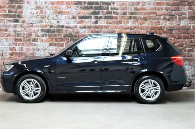 BMW X3 (2017) thumbnail 3