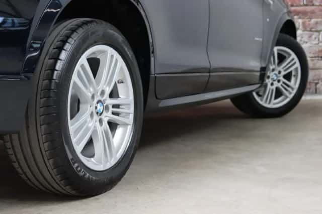 BMW X3 (2017) thumbnail 6