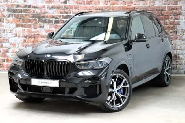BMW X5 (2021) thumbnail 1