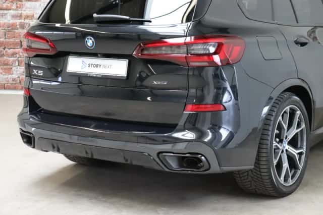 BMW X5 (2021) thumbnail 5