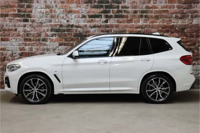 BMW X3 (2021) thumbnail 3