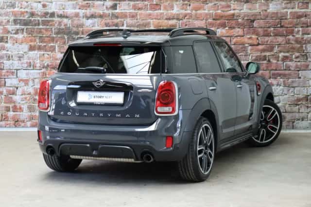 MINI Countryman (2018) thumbnail 3