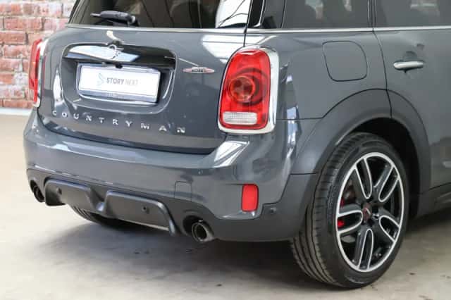 MINI Countryman (2018) thumbnail 4