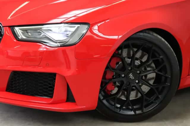 Audi RS3 (2016) thumbnail 6