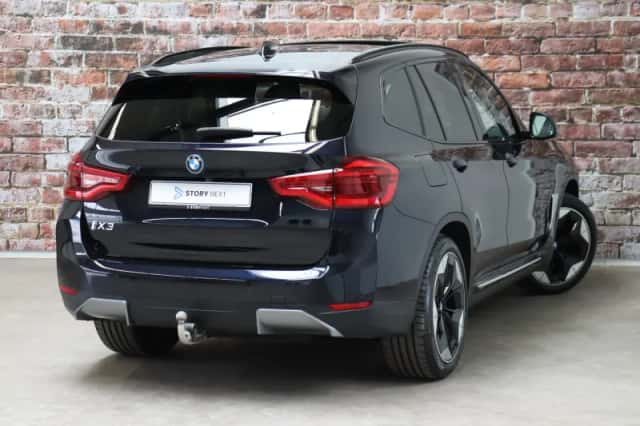 BMW iX3 (2021) thumbnail 3
